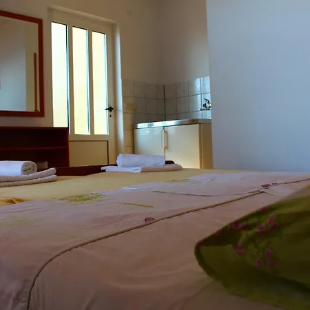 Studio Sveta Nedilja 13176a Hvar Town